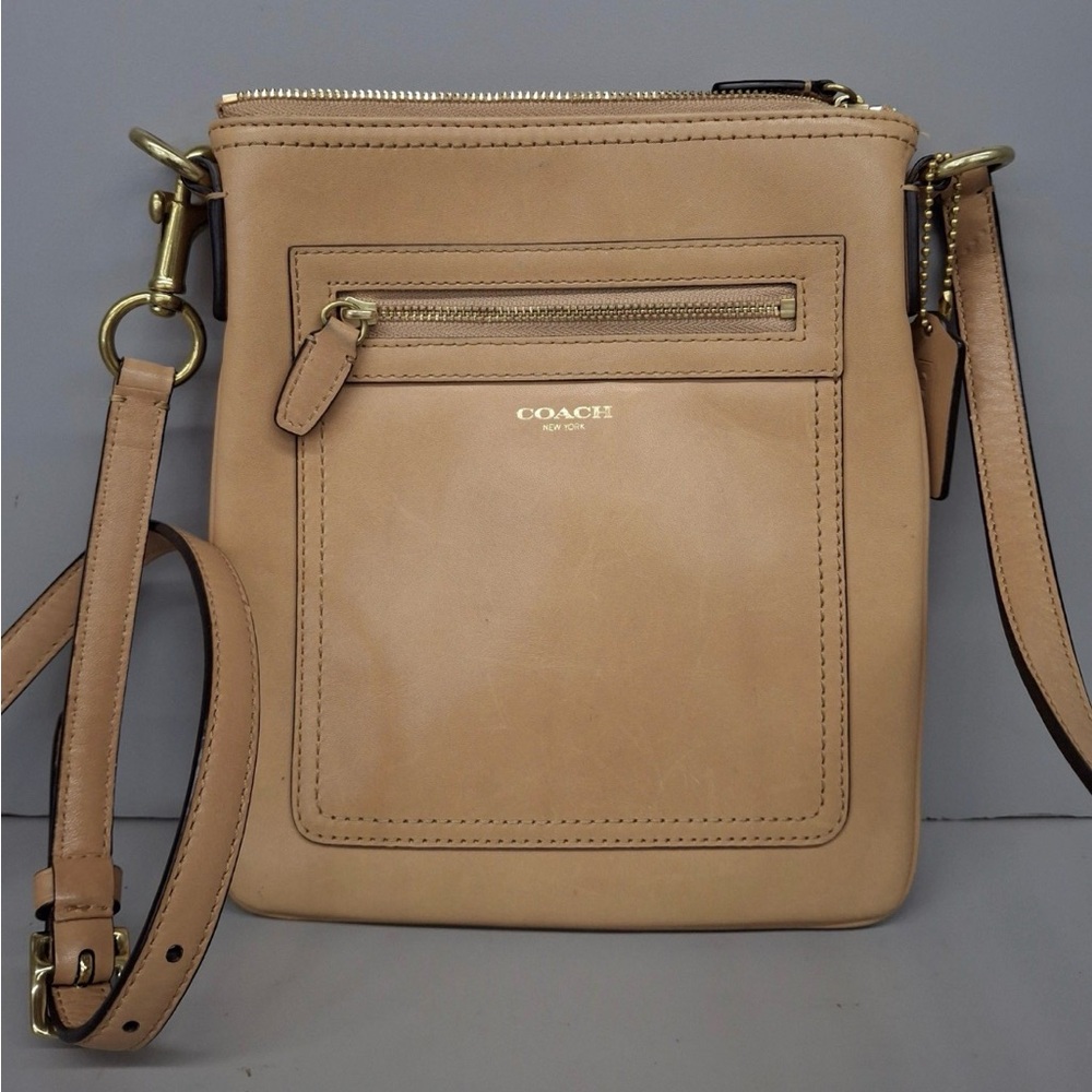 Coach Beige Leather Shoulder Bag Legacy Crossbody